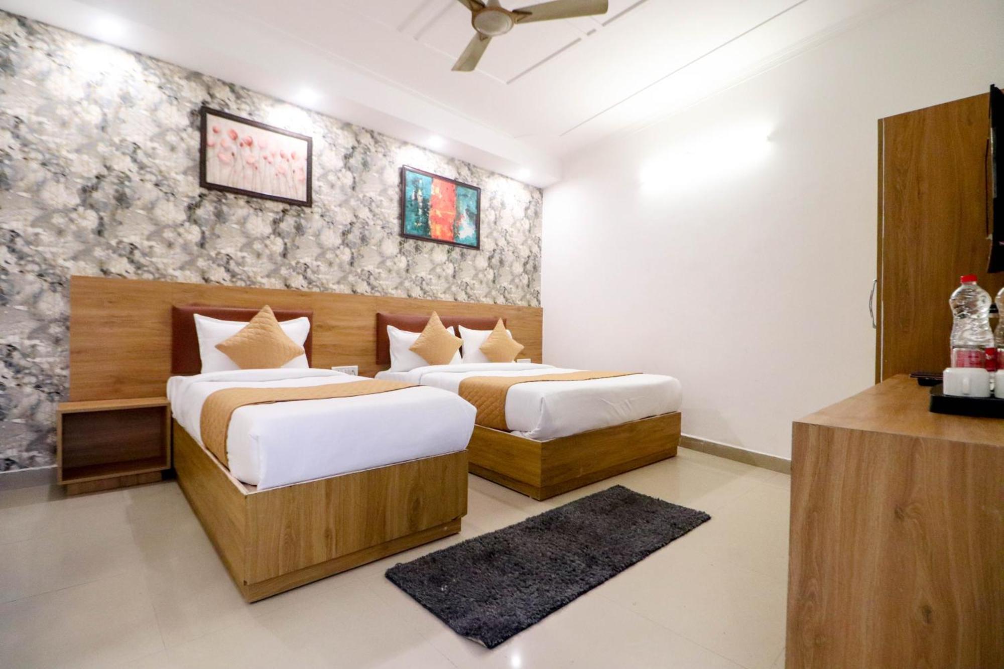 Hotel Stay Villa Near Delhi Airport ニューデリー エクステリア 写真